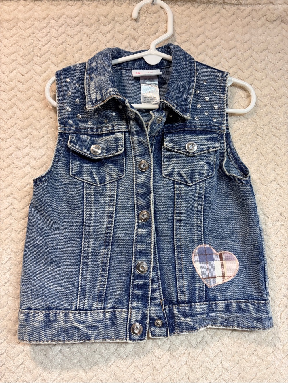 Little Lass Girls Denim Vest Size 5 Rhinestone Studded Heart Patch Y2K Aesthetic